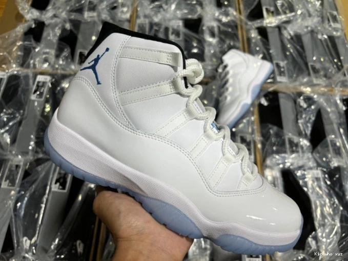 legend Jordan Air CT8012-104 11 Blue 0731
